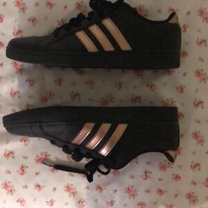 Adidas sambas size 7